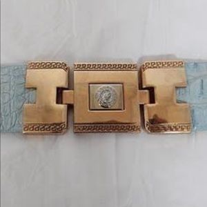 Los Altos alligator handmade hinged belt. 8/10